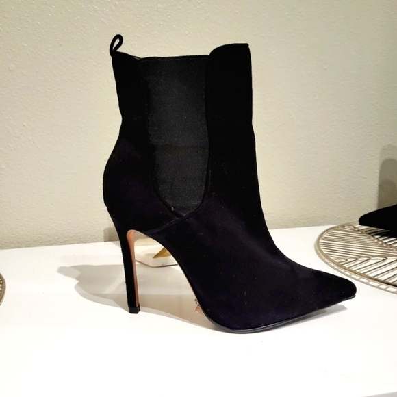 SCHUTZ | Basia Bootie - Picture 2 of 6